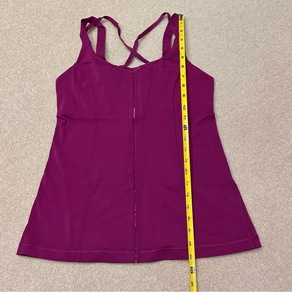 EUC - Lululemon bundle - crops and matching tank - Picture 11 of 12